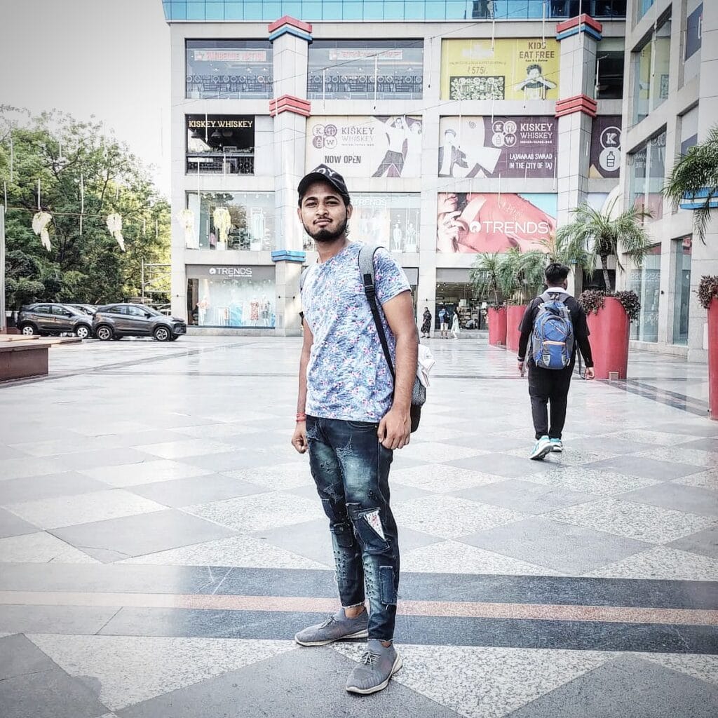 Digital Marketer - Shivam Jha